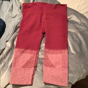 Lululemon high waisted cropped ombré leggings